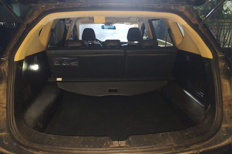 Used Baojun 560 2015 1.8L Manual Luxury Model