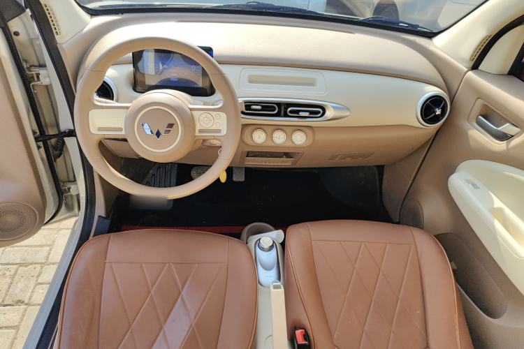 Used Wuling Hongguang MINIEV 2025 Four-Door Version Advanced Edition
