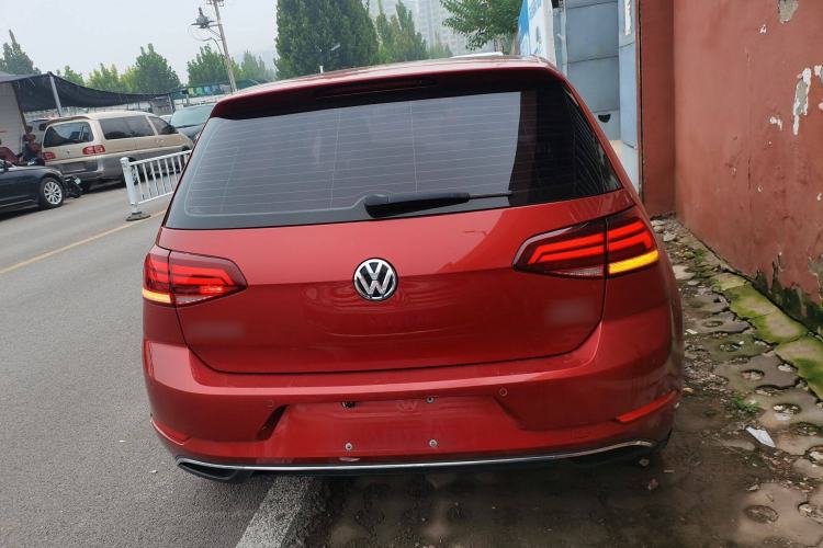 Used Volkswagen Golf 2018 230TSI Automatic Comfort Model
