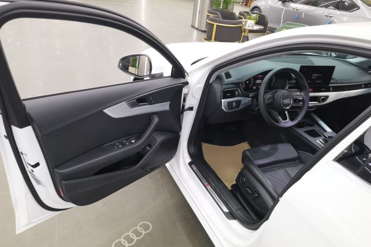 Used Audi A4L 2023 40 TFSI Fashion Dynamic Model