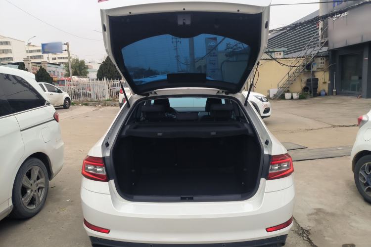 Used Skoda Octavia 2019 1.5L Automatic Comfort Edition
