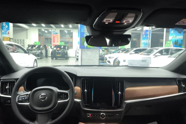 Used Volvo S90 2022 B5 Zhiyi Luxury Edition