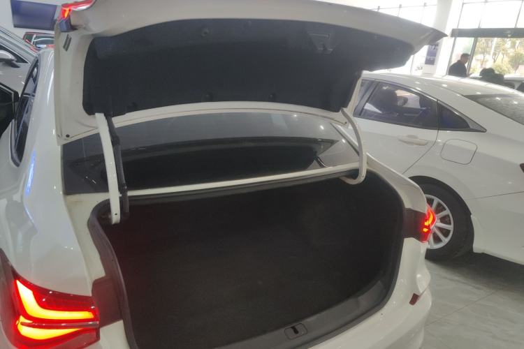 Used Chevrolet Monza 2022 Light Hybrid RS 330T Automatic Comfort Edition
