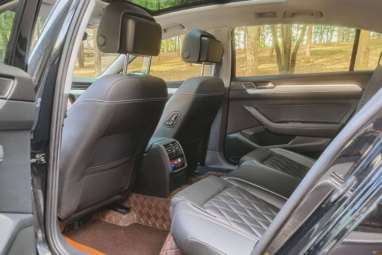 Used Volkswagen Magotan GTE Plug-in Hybrid 2022 GTE Luxury Model
