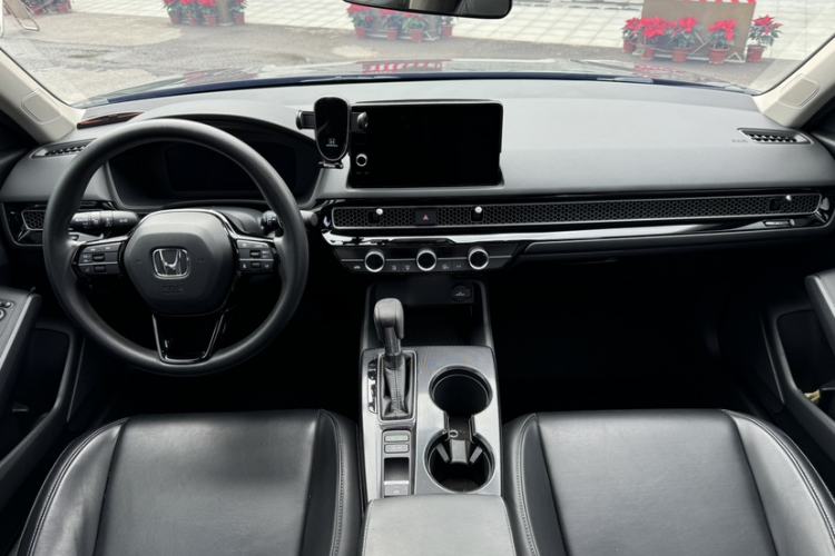 Used Honda Civic 2023 240TURBO CVT Dynamic Edition
