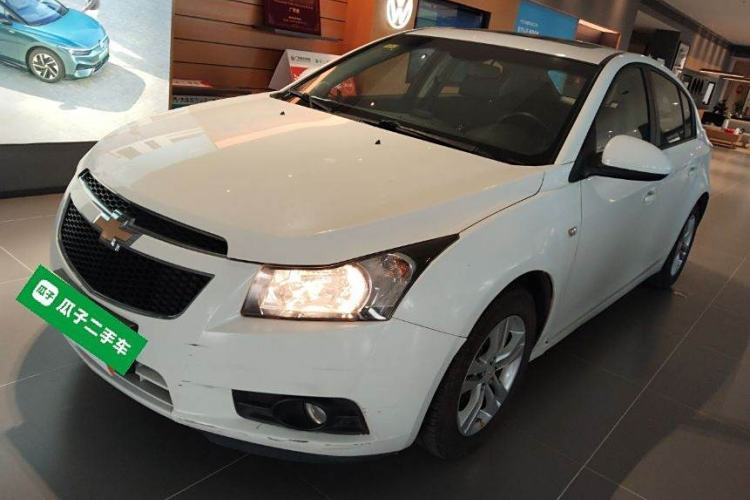 Used Chevrolet Cruze 2013 Hatchback 1.6L Automatic Luxury Model
