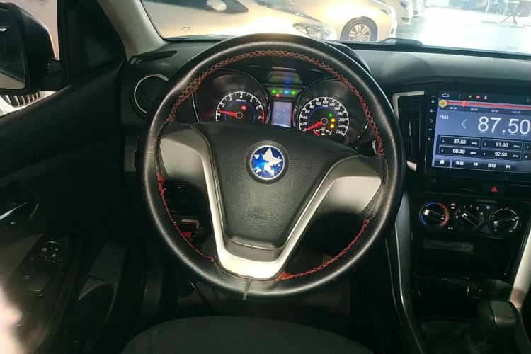 Used Venucia T70 2016 1.6L Manual Ruixing Edition
