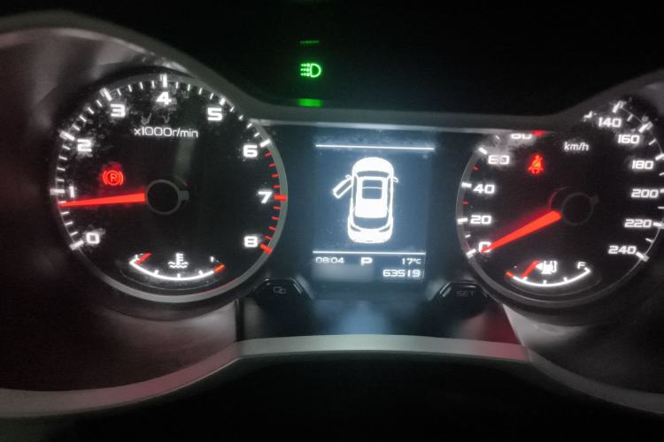 Used Geely Auto Emgrand X7 Sport 2018 1.8TD Automatic Two-Wheel Drive Zhiya Model
