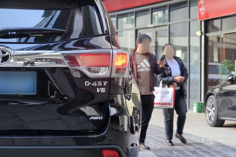 Used Toyota Highlander 2017 2.0T Four-Wheel Drive Elite Edition 7-Seater