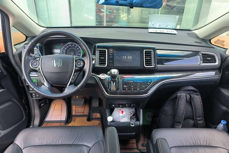 Used Honda Elysion 2019 2.0L Hybrid Luxury Edition
