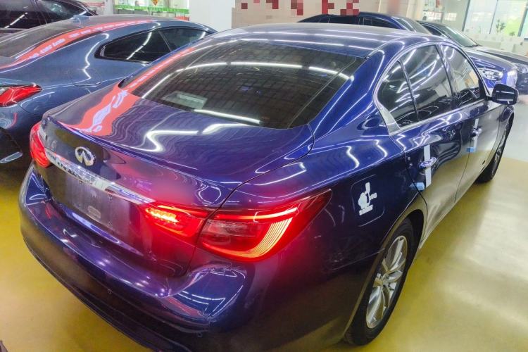 Used Infiniti Q50L 2018 2.0T Comfort Edition China VI Standard
