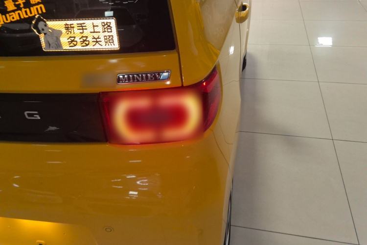 Used Wuling Hongguang MINIEV 2021 Macaron Premium Model – Lithium-NMC