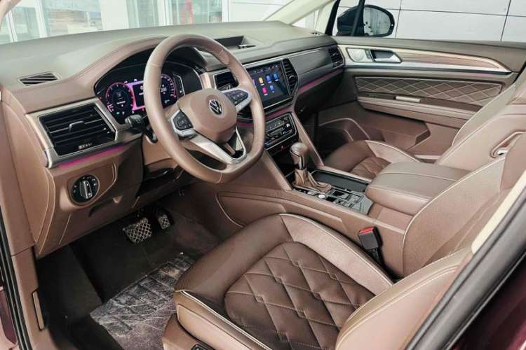 Used Volkswagen Viloran 2020 380TSI Prestige Edition

