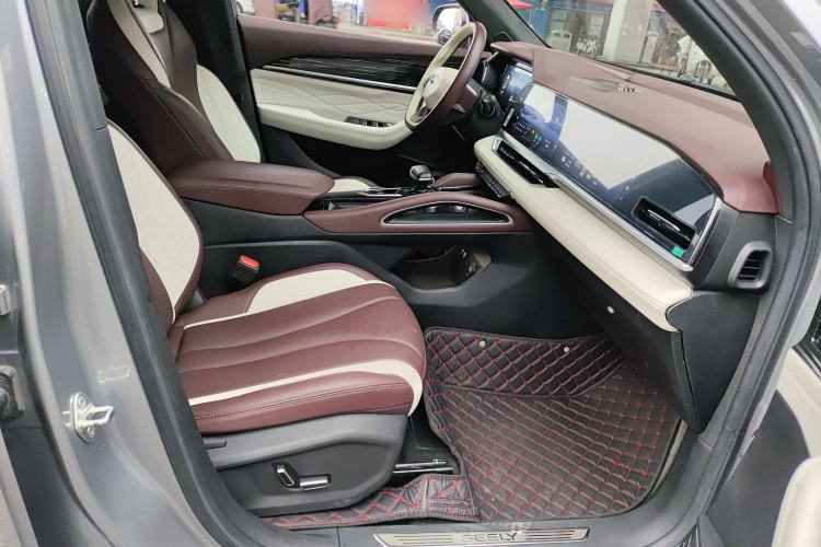 Used Geely Auto Monjaro L 2021 2.0TD DCT EVO Two-Wheel Drive Prestige Version
