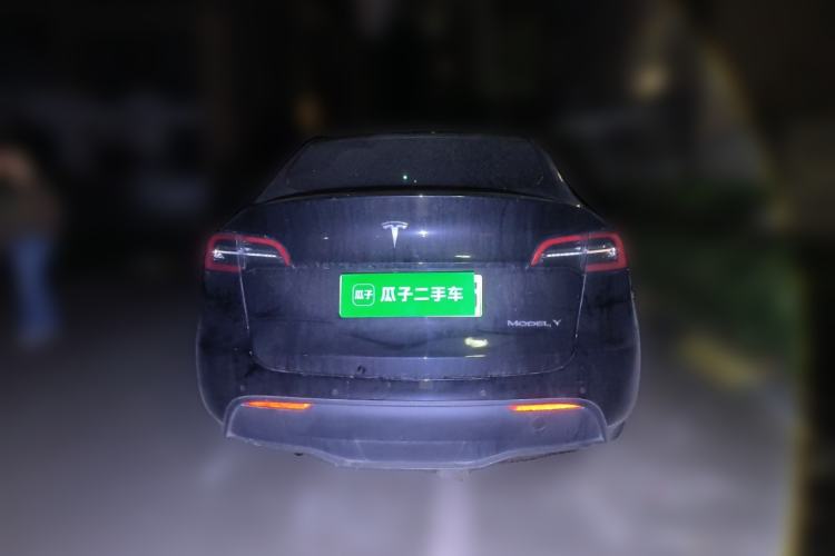 Used Tesla Model Y 2021 Long-Range All-Wheel-Drive Version