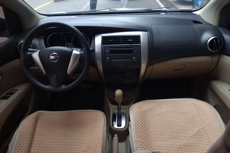 Used Nissan Livina 2013 1.6XL CVT Luxury Edition
