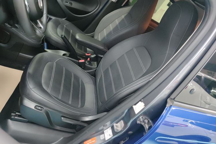 Used  forfour 2016 0.9T 66 kW Pioneer Edition