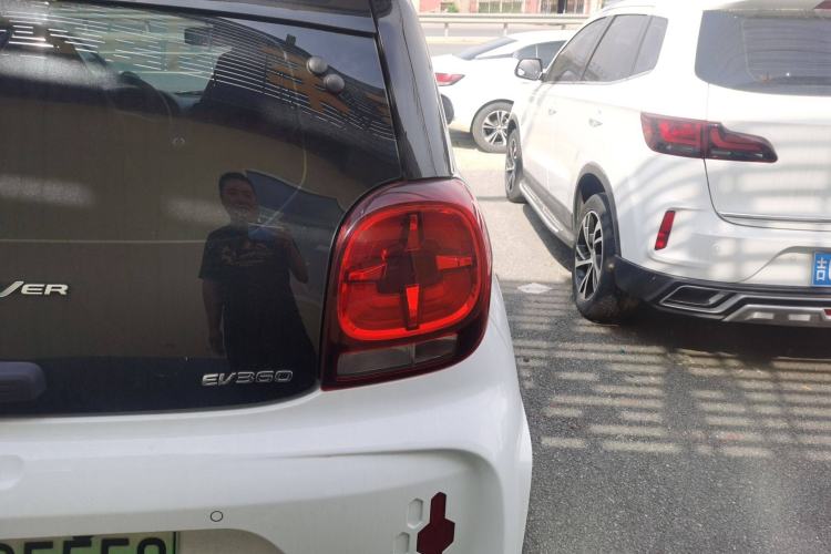 Used Roewe Clever 2021 302 km New Four-Seater Super-Efficient Version
