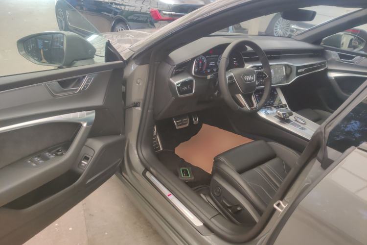 Used Audi A7 2024 45 TFSI Prestige Edition
