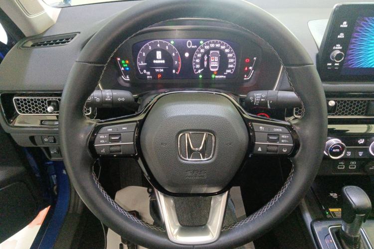 Used Honda Civic 2022 240TURBO CVT Dynamic Control Version
