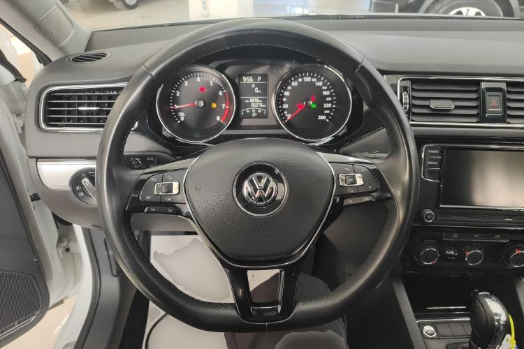 Used Volkswagen Sagitar 2018 1.6L Automatic Comfort Model
