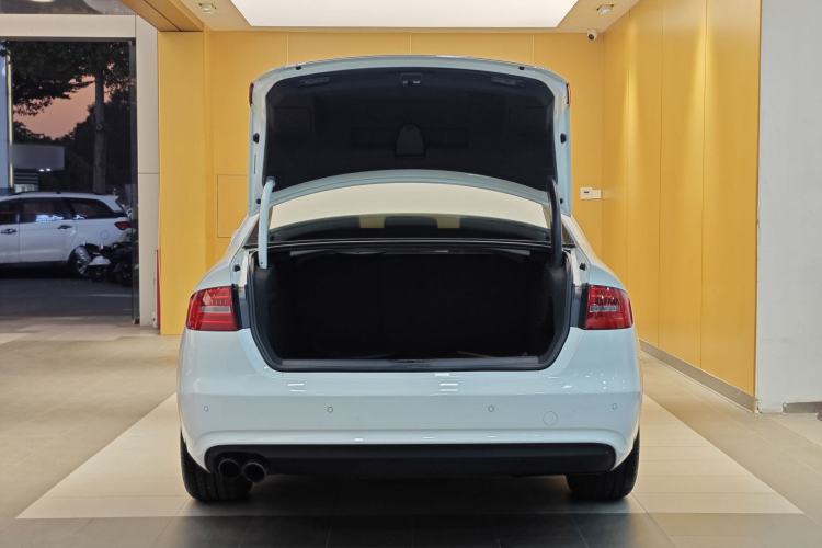 Used Audi A4L 2015 35 TFSI Automatic Comfort Model
