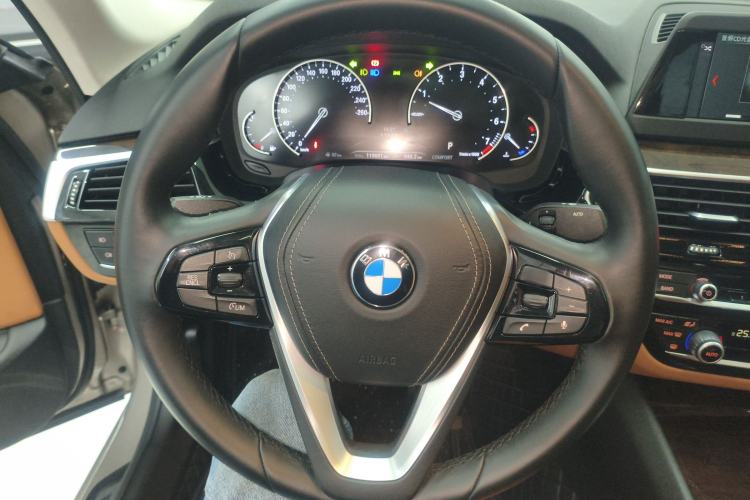 Used BMW 5 Series 2018 528Li Launch Special Edition
