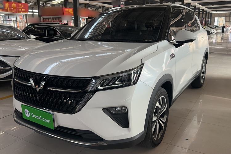 Used Wuling Asta 2022 2.0L DHT Electric-Speed Version
