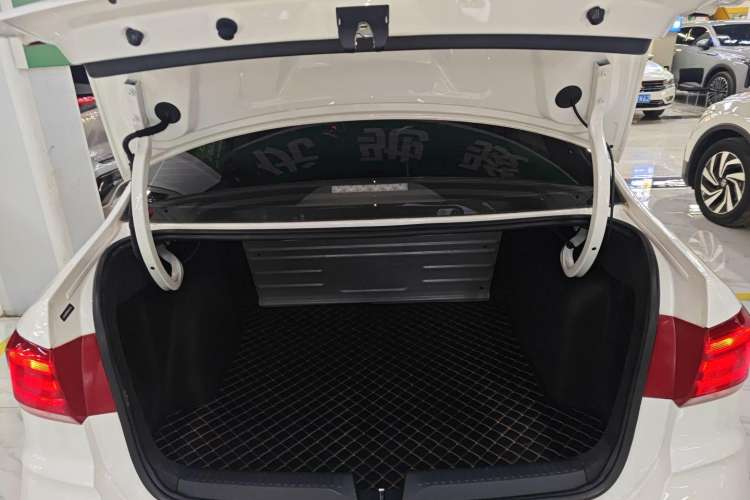 Used Volkswagen Santana 2021 1.5L Automatic Fashion Edition
