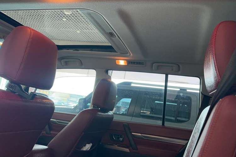 Used Mitsubishi Pajero 2018 3.0L Automatic Standard Edition
