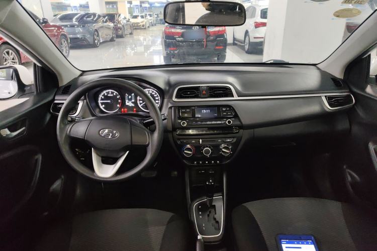 Used Hyundai Verna 2017 1.4L Automatic YueXiang Edition China V-standard
