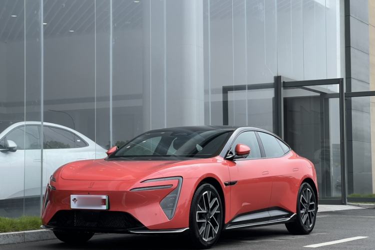 Used  06 2025 Pro Range-Extended Edition
