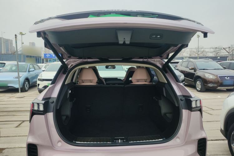 Used Lynk & Co 06 2023 Remix 1.5T Shero
