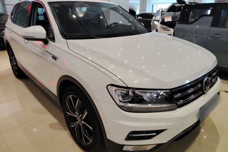 Used Volkswagen Tiguan L 2019 330TSI Automatic Two-Wheel Drive Smart Luxury Version China VI Standard
