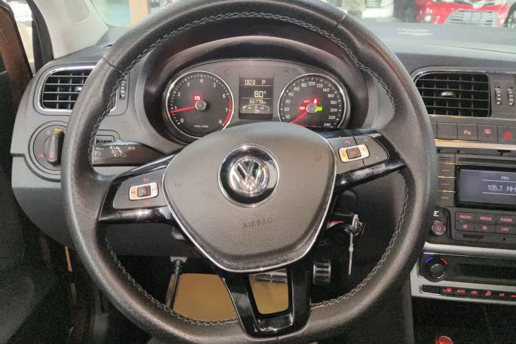 Used Volkswagen Polo 2014 1.6L Cross Polo Automatic