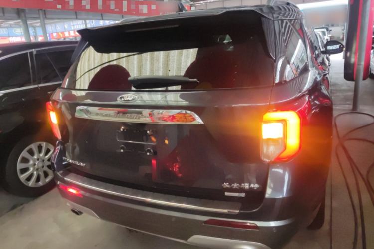 Used Ford Explorer 2020 EcoBoost 285 4x4 Titanium Edition 7-Seater
