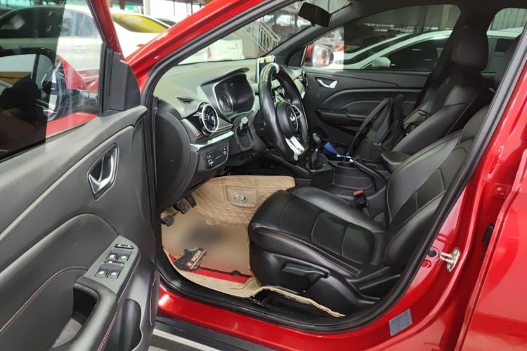 Used Dongfeng Fengon 500 2021 1.5L Manual Enjoyment Model