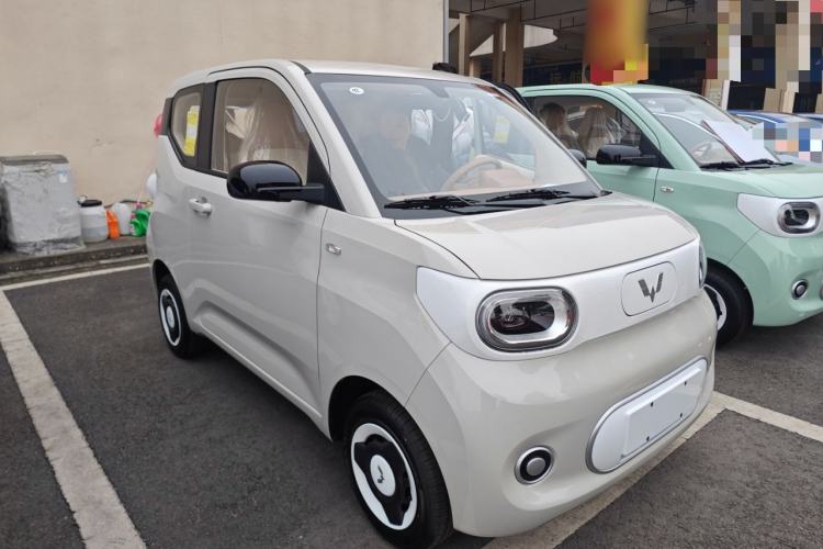 Used Wuling Hongguang MINIEV 2024 3rd Generation 215km Youth Edition
