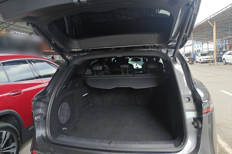 Used VOYAH FREE 2025 318 318 km Rear-Drive Touring Edition
