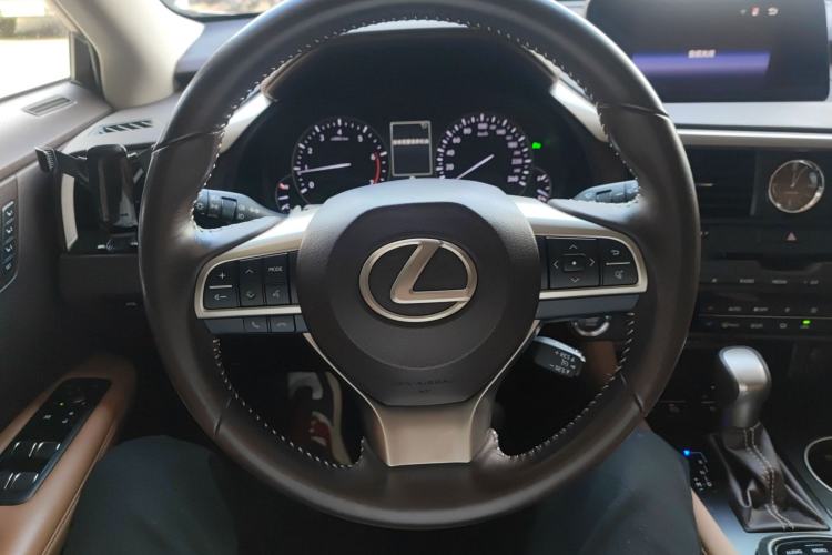 Used Lexus RX 2016 300 4x4 Elegant Edition China VI
