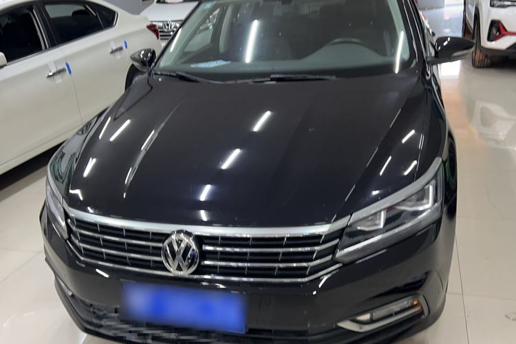 Used Volkswagen Passat 2016 330TSI DSG Luxury Edition
