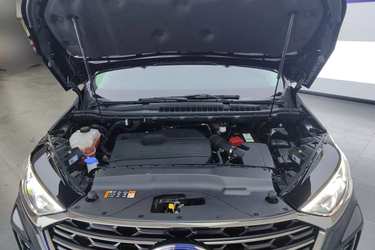 Used Ford Edge 2021 PLUS EcoBoost 245 Two-Wheel-Drive Titanium 7-Seater
