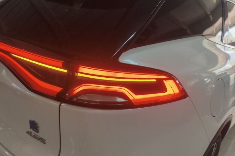 Used BYD Tang New Energy 2019 DM 2.0T All-Wheel Drive Connected Leading Model 7 Seats China VI Standard