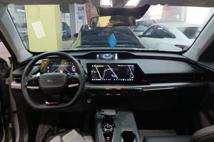 Used Oshan Z6 2022 Blue Whale 1.5T DCT Smart Edition