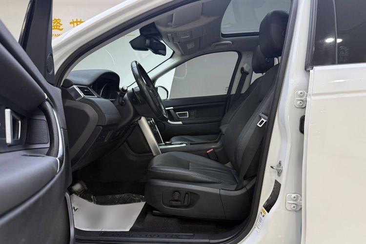 Used Land Rover Discovery Sport 2018 240 PS HSE Version
