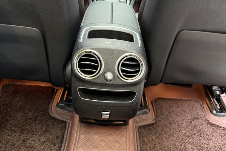 Used Mercedes-Benz GLC 2020 Facelifted GLC 260 L 4MATIC Dynamic Edition
