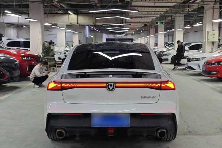 Used Changan UNI-V 2022 1.5T Prestige Version