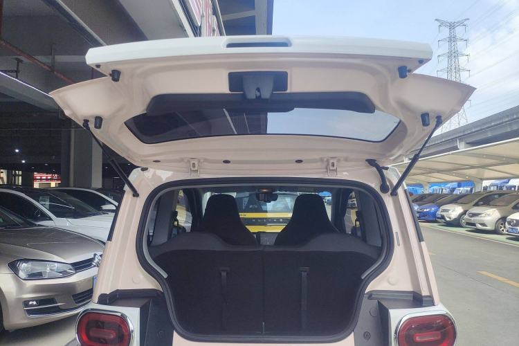 Used Wuling Hongguang MINIEV 2024 3rd Generation 215km Advanced Version
