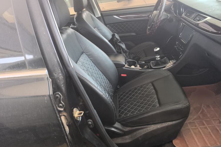 Used Zotye Z500 2015 1.5T Manual Luxury Model