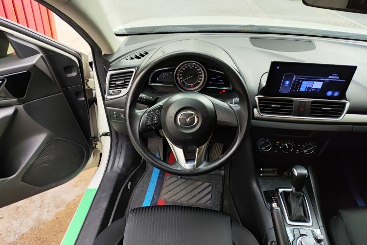 Used Mazda Mazda 3 Axela 2016 Sedan 1.5L Automatic Comfort Model
